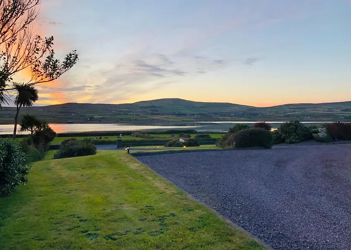 Skellig Port Accomodation - 2 Bed Apartment * Portmagee