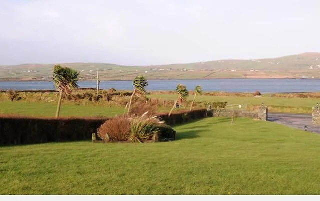 Skellig Port Accomodation - 2 Bed Apartment Portmagee