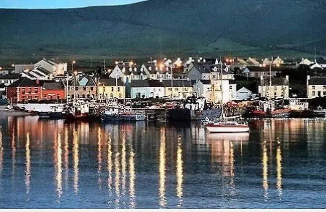 Skellig Port Accomodation - 2 Bed Apartment * Portmagee