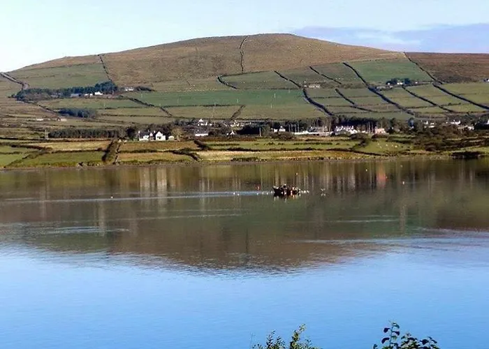 Skellig Port Accomodation - 2 Bed Apartment * Portmagee