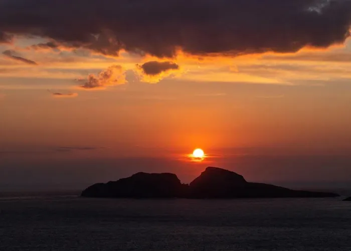 Skellig Port Accomodation - 2 Bed Apartment Portmagee